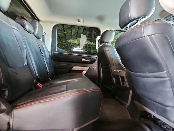 2022 TOYOTA TUNDRA SR5