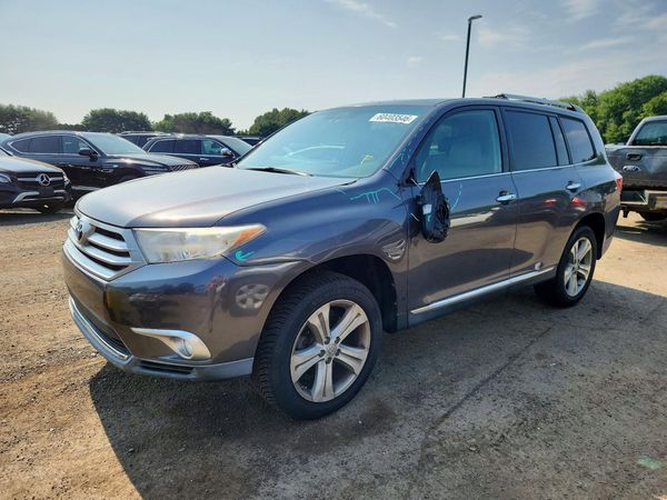 2012 TOYOTA HIGHLANDER