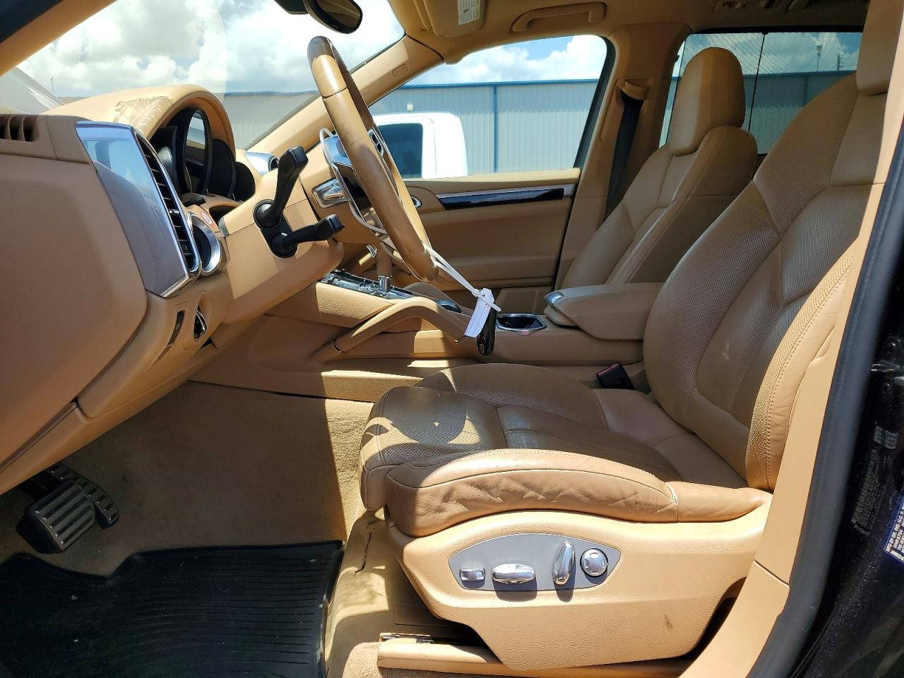2016 PORSCHE CAYENNE E-Hybrid