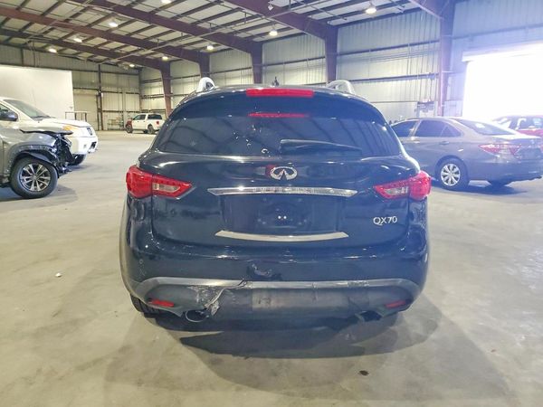 2014 INFINITI QX70
