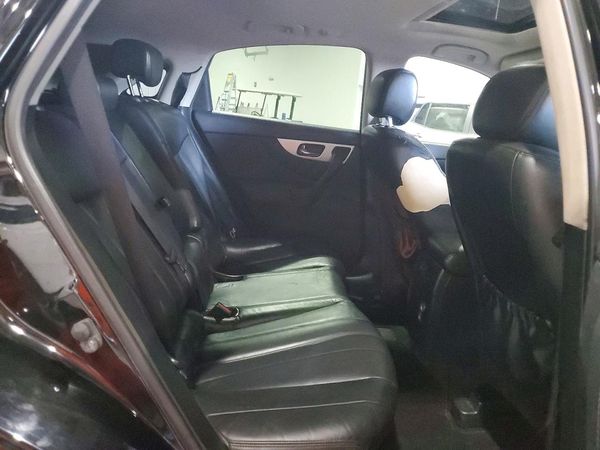 2014 INFINITI QX70
