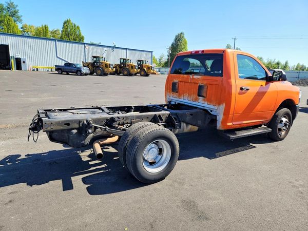2019 RAM 3500 REG CAB CHASSIS
