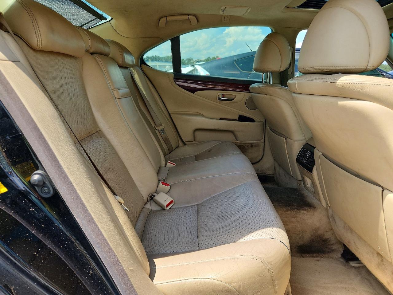 2012 LEXUS LS 460