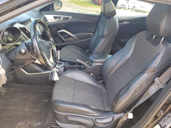 2015 HYUNDAI VELOSTER GLS(Middle) — DENT