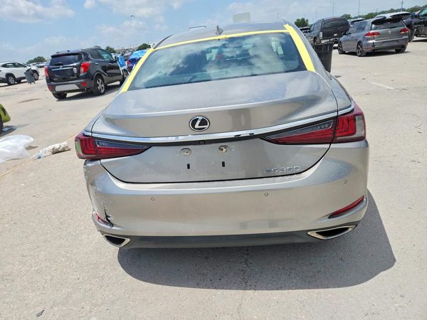 2020 LEXUS ES