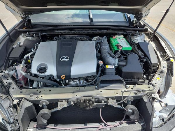 2020 LEXUS ES