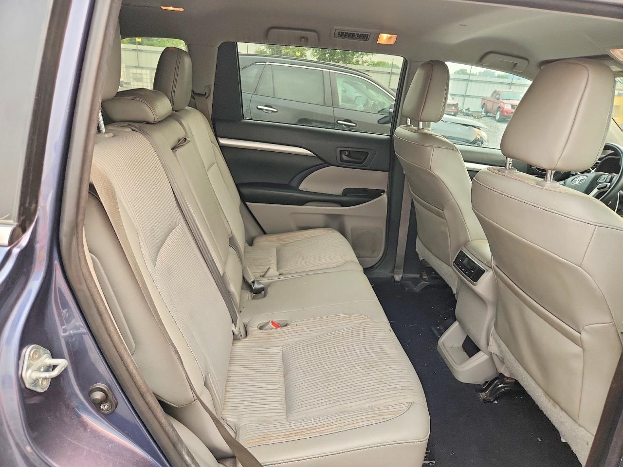2016 TOYOTA HIGHLANDER Base/Hybrid
