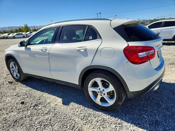 2018 MERCEDES-BENZ GLA GLA250