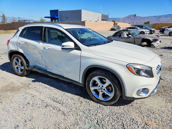 2018 MERCEDES-BENZ GLA GLA250