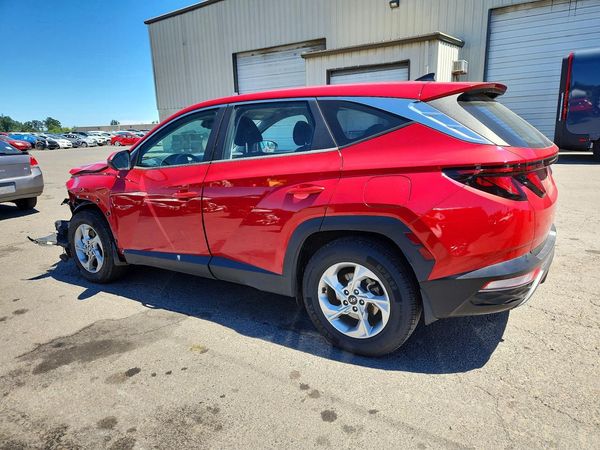 2022 HYUNDAI TUCSON SE
