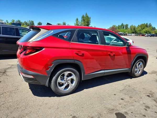2022 HYUNDAI TUCSON SE