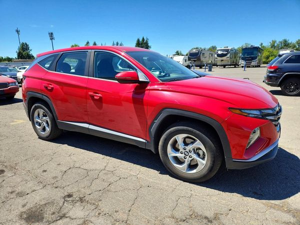 2022 HYUNDAI TUCSON SE