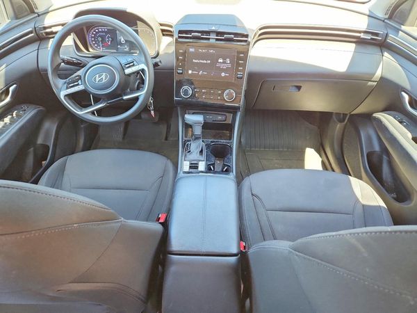 2022 HYUNDAI TUCSON SE