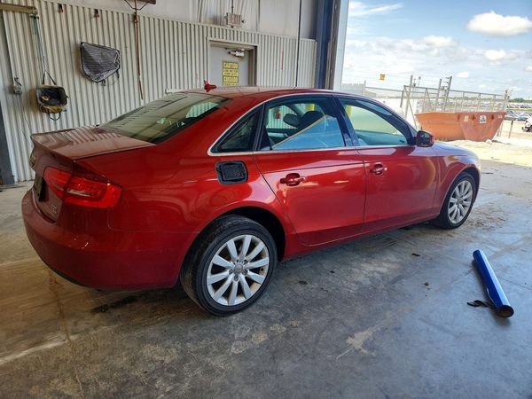 2013 AUDI A4 quattro Premium