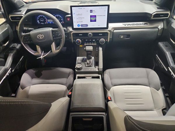 2025 TOYOTA TACOMA