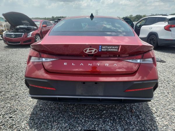 2024 HYUNDAI ELANTRA SEL