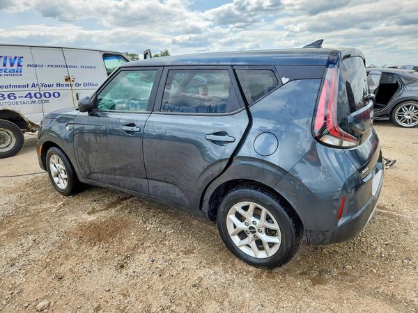 2025 KIA SOUL LX, S