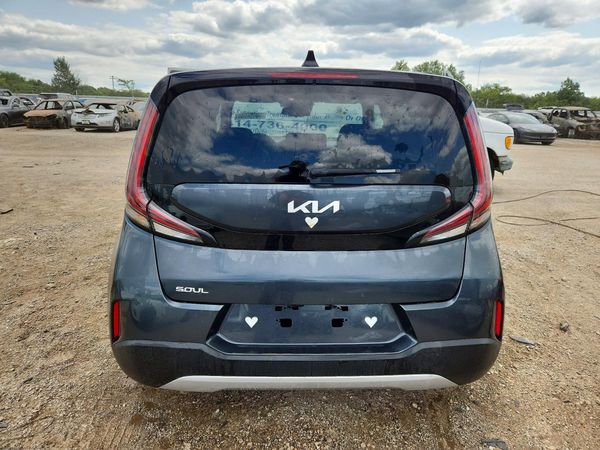 2025 KIA SOUL LX, S