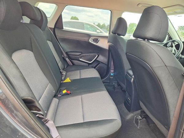 2025 KIA SOUL LX, S