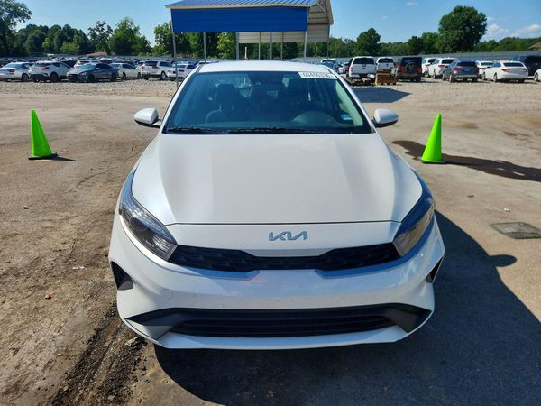 2024 KIA FORTE LX, LXS