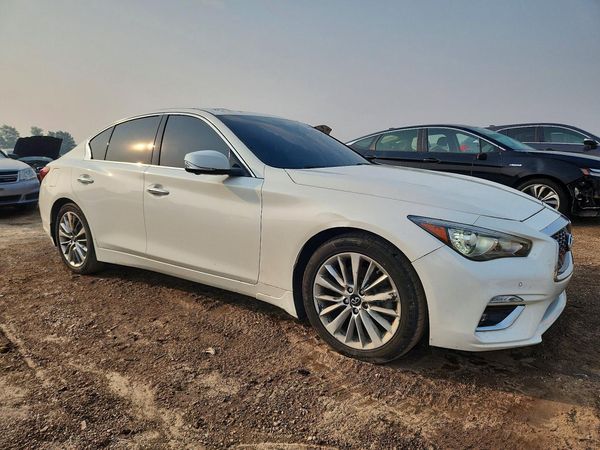 2021 INFINITI Q50