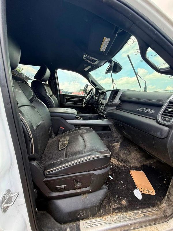 2022 RAM 2500 LARAMIE CREW CAB 4X4