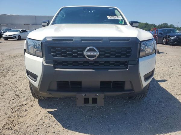 2025 NISSAN FRONTIER