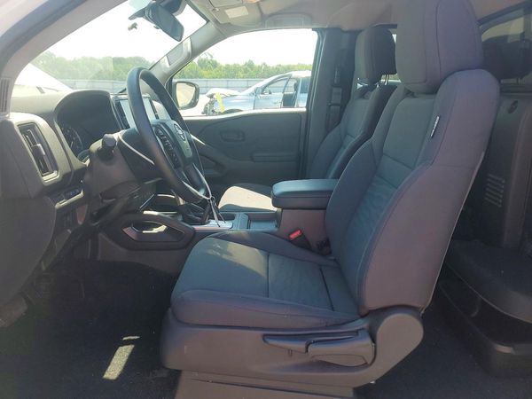 2025 NISSAN FRONTIER