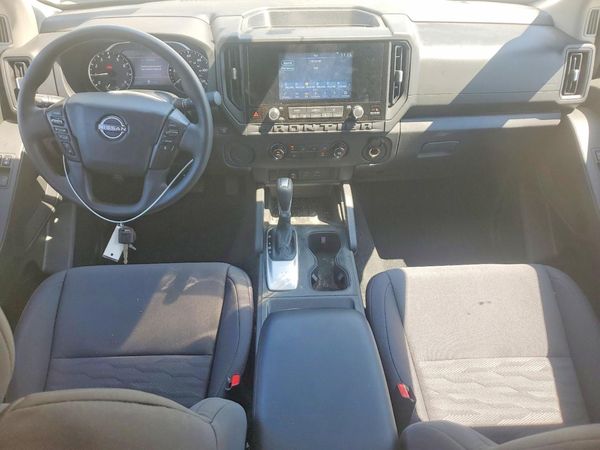 2025 NISSAN FRONTIER
