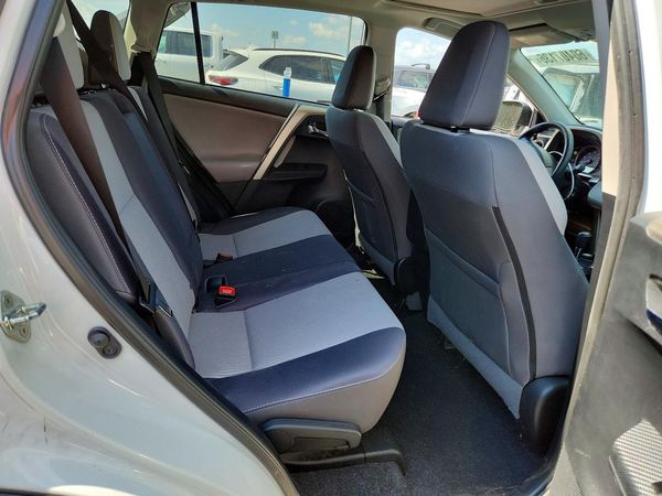 2015 TOYOTA RAV4 XLE (M Grade)