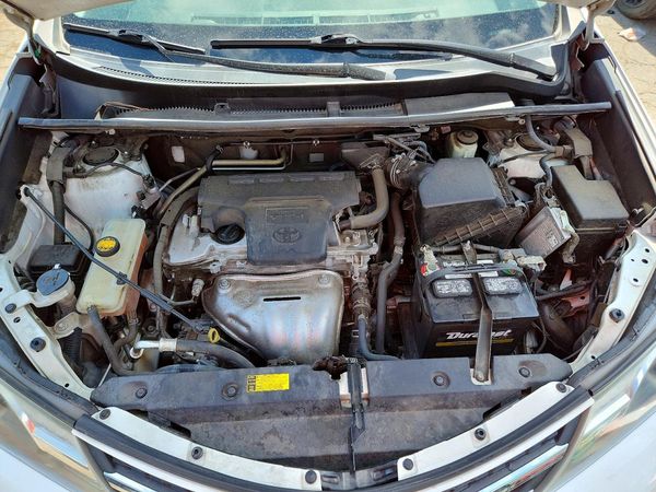 2015 TOYOTA RAV4 XLE (M Grade)