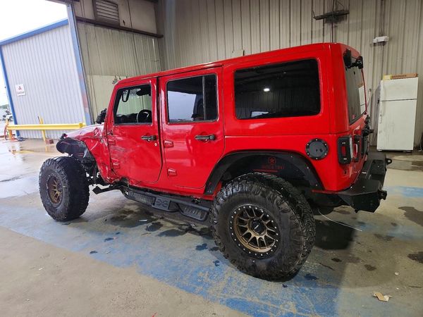 2015 JEEP WRANGLER UNLIMITED SAHARA 4X4