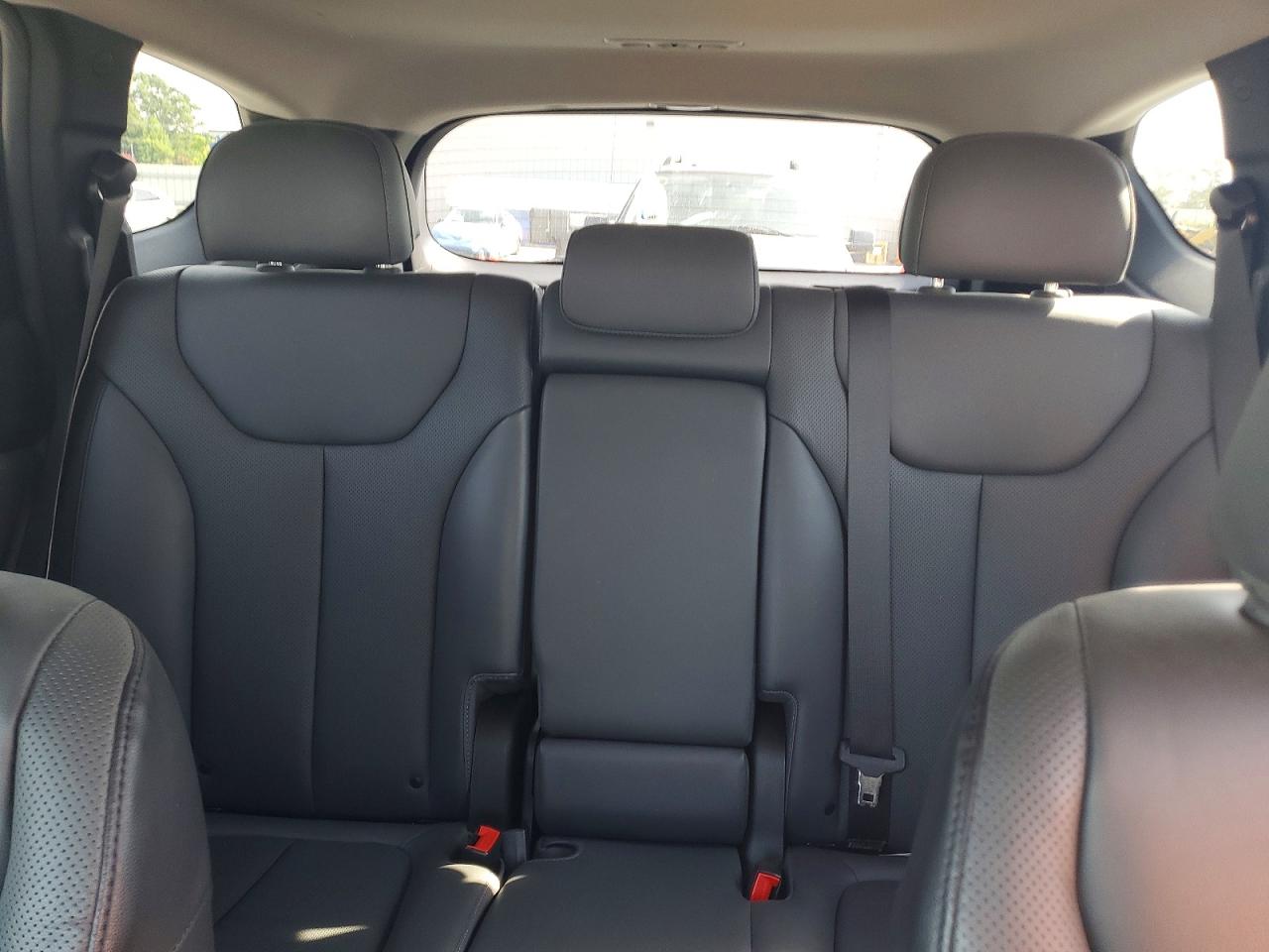 2022 HYUNDAI SANTA FE SEL w/ Premium Pkg