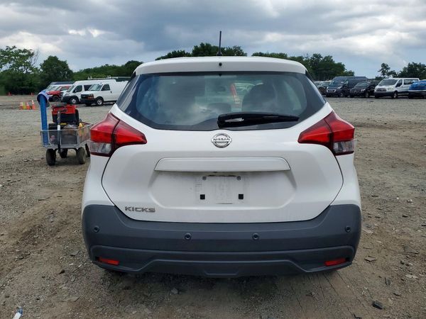 2020 NISSAN KICKS