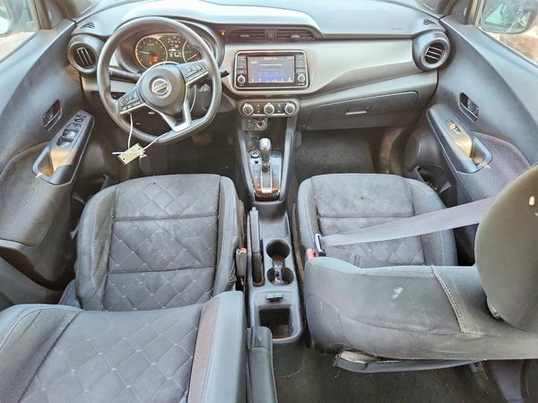 2020 NISSAN KICKS