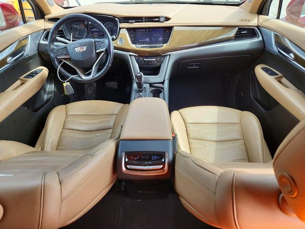 2020 CADILLAC XT6