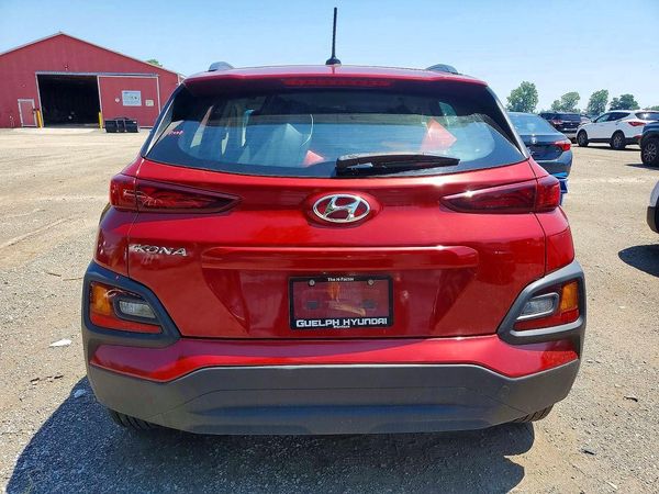 2021 HYUNDAI KONA SE