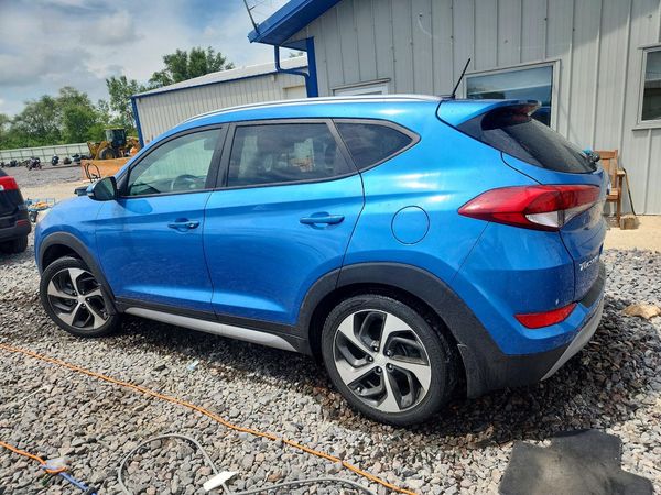 2017 HYUNDAI TUCSON