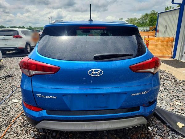 2017 HYUNDAI TUCSON