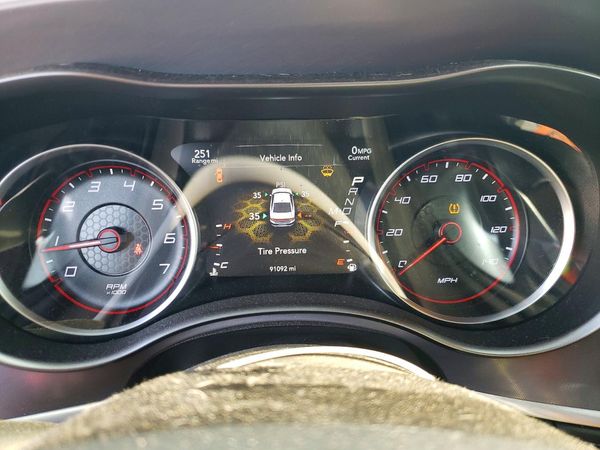 2019 DODGE CHARGER SXT