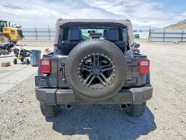 2017 JEEP WRANGLER UNLIMITED SAHARA 4X4