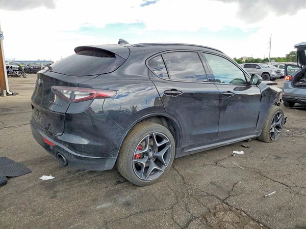 2020 ALFA ROMEO STELVIO