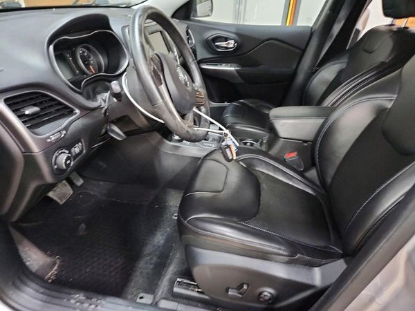 2019 JEEP CHEROKEE LATITUDE PLUS 4X4