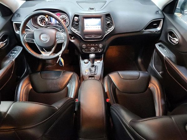 2019 JEEP CHEROKEE LATITUDE PLUS 4X4