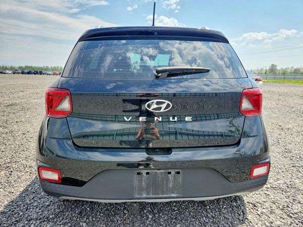 2024 HYUNDAI VENUE SEL / Limited
