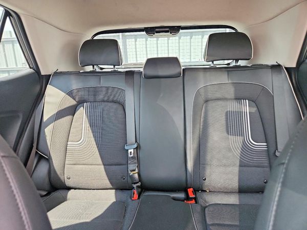 2024 HYUNDAI VENUE SEL / Limited