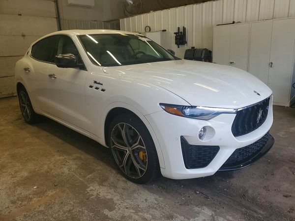 2022 MASERATI LEVANTE MODENA