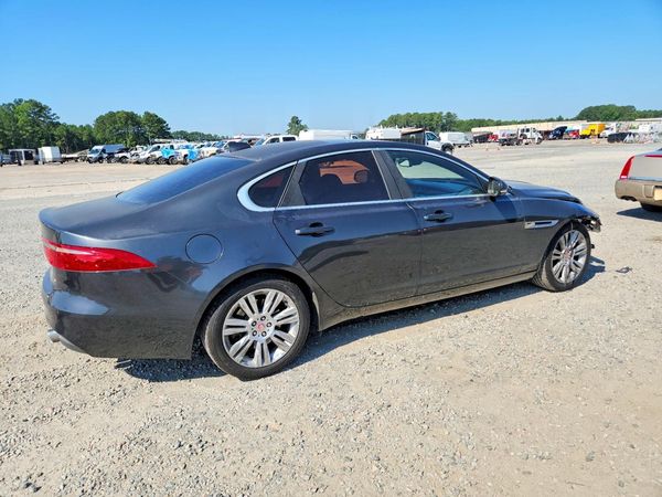 2016 JAGUAR XF Premium