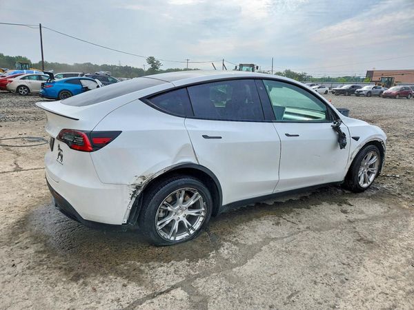 2020 TESLA MODEL Y