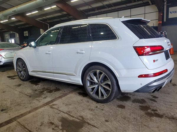 2021 AUDI SQ7 quattro Premium Plus